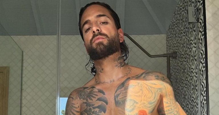 1701796161-maluma-sube-temperatura-diciembre-posando-toalla-sus-fans