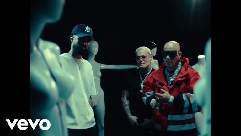 Kendo Kaponi, Jay Wheeler, iZaak – MANIQUI (Official Video)