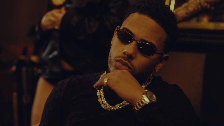 Myke Towers – Te Imagino (Official Video)